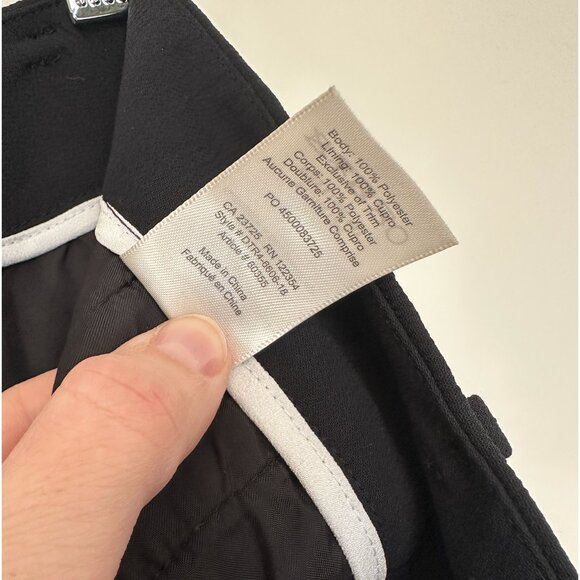 Aritzia Wilfred tapered crop trousers - black - Picture 5 of 6